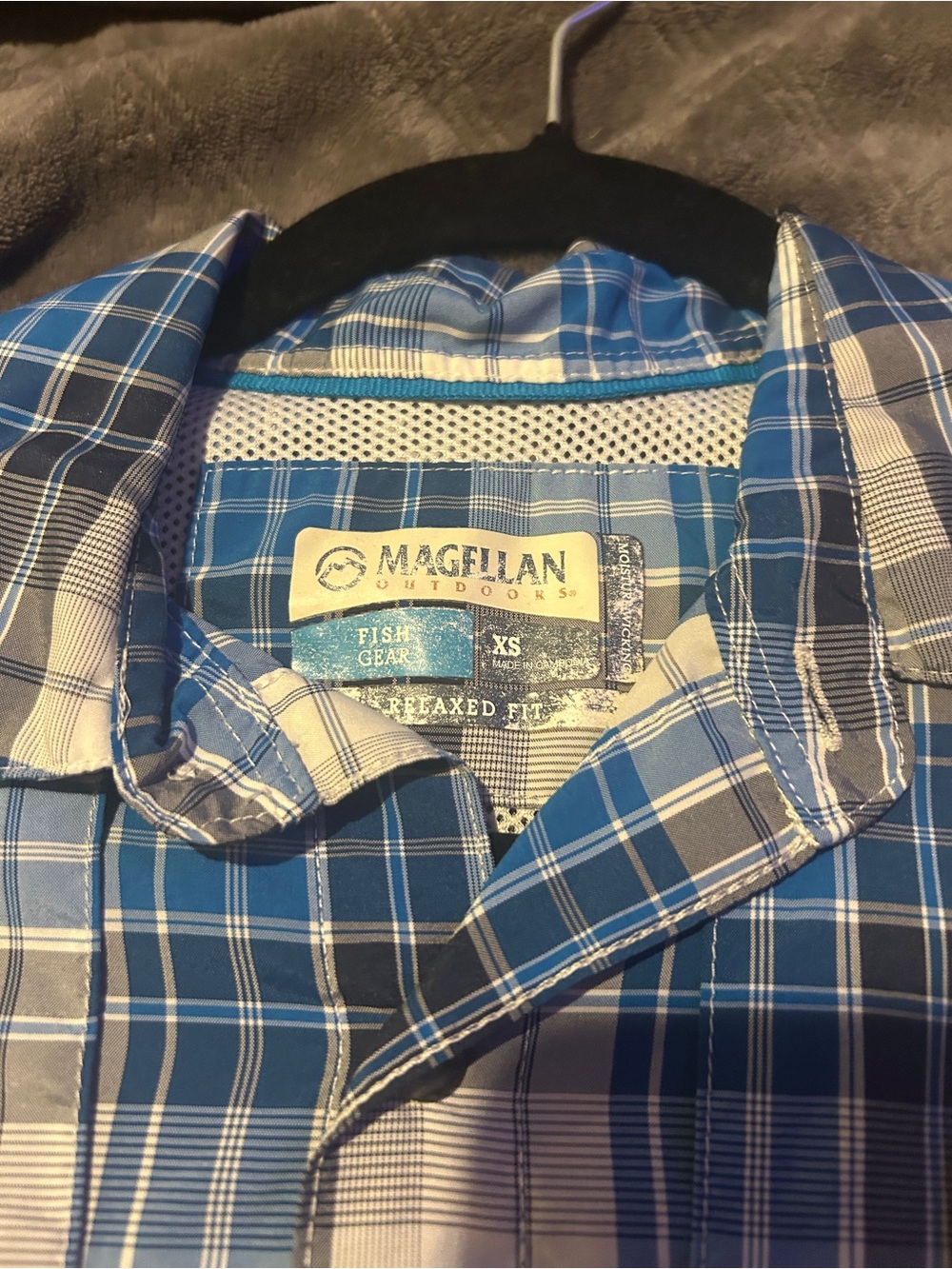 Magellan Outdoors Men’s Blue and White Plaid Short Sleeve Button-Down Shirt - Picture 2 of 6